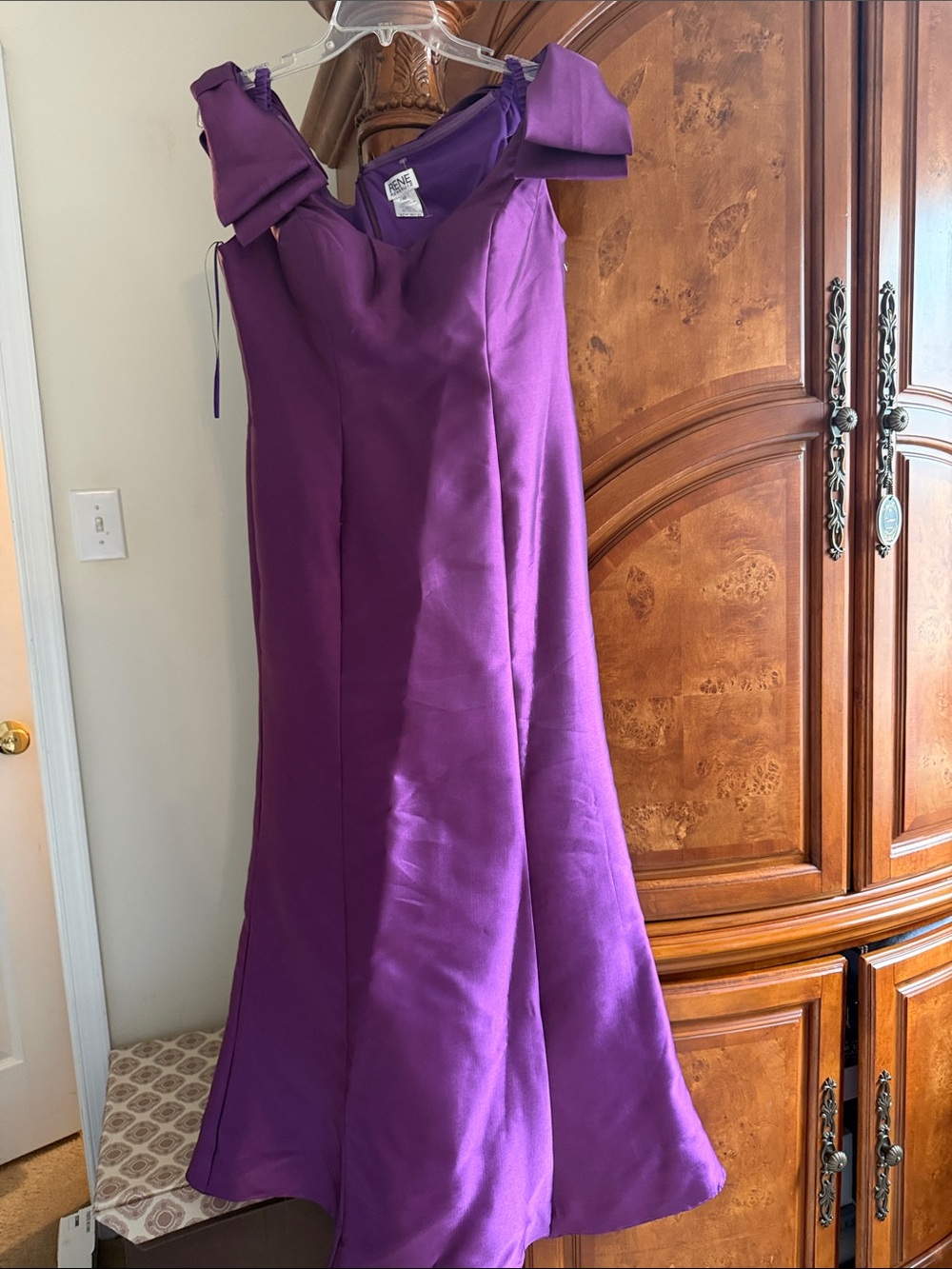 Elegant Purple Maxi Dress with Off-Shoulder Bow Detail